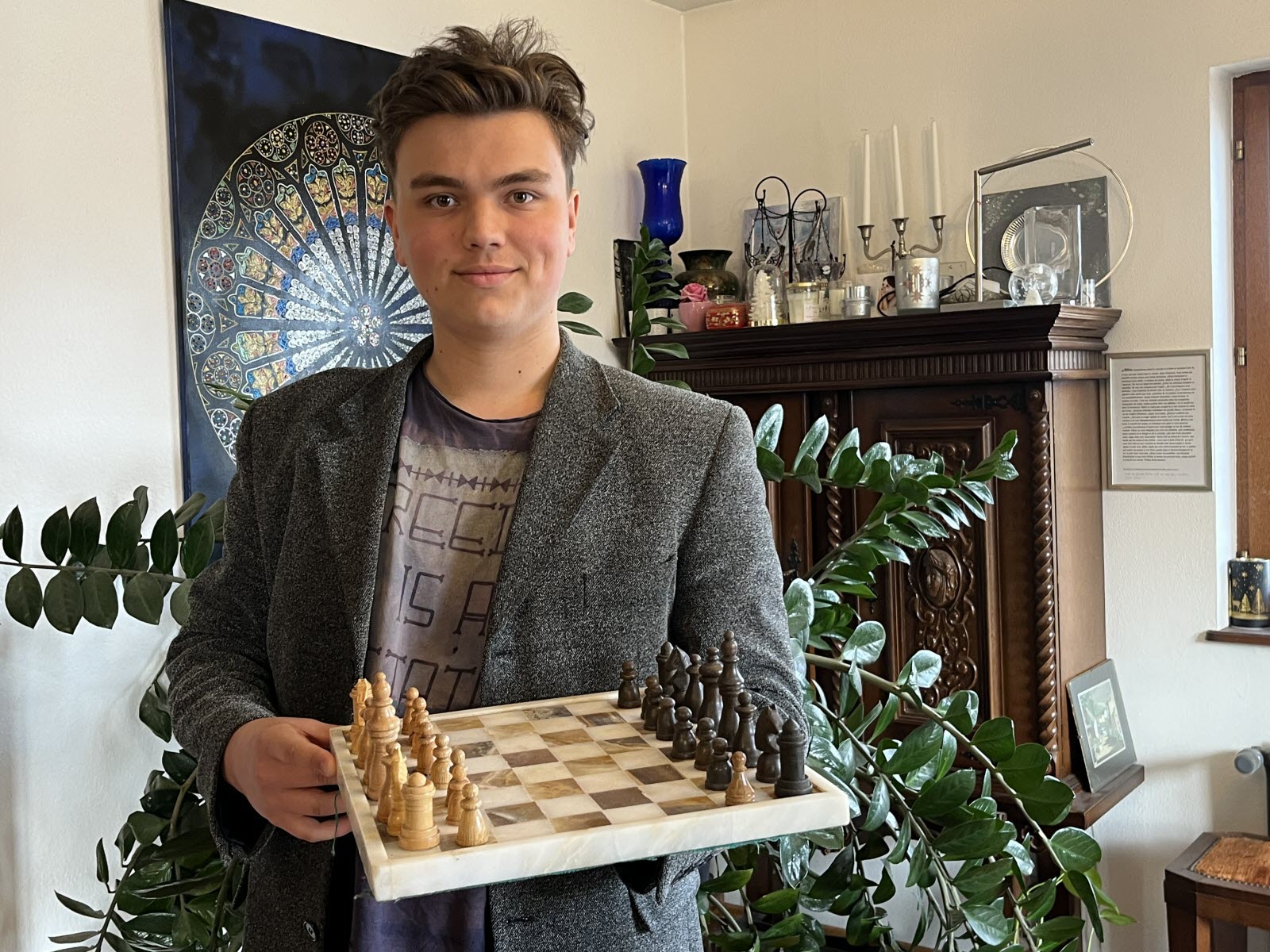 Classical Slavic method: Structured thinking over emotion